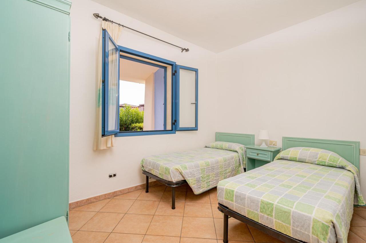 Apartments In Residence With Swimming Pool In Cala Girgolu Monte Petrosu Eksteriør billede